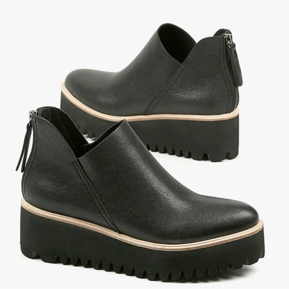 All Black brand boots.  Women’s size 40.  Chunky wedge heel boots. Black. - Picture 1 of 11